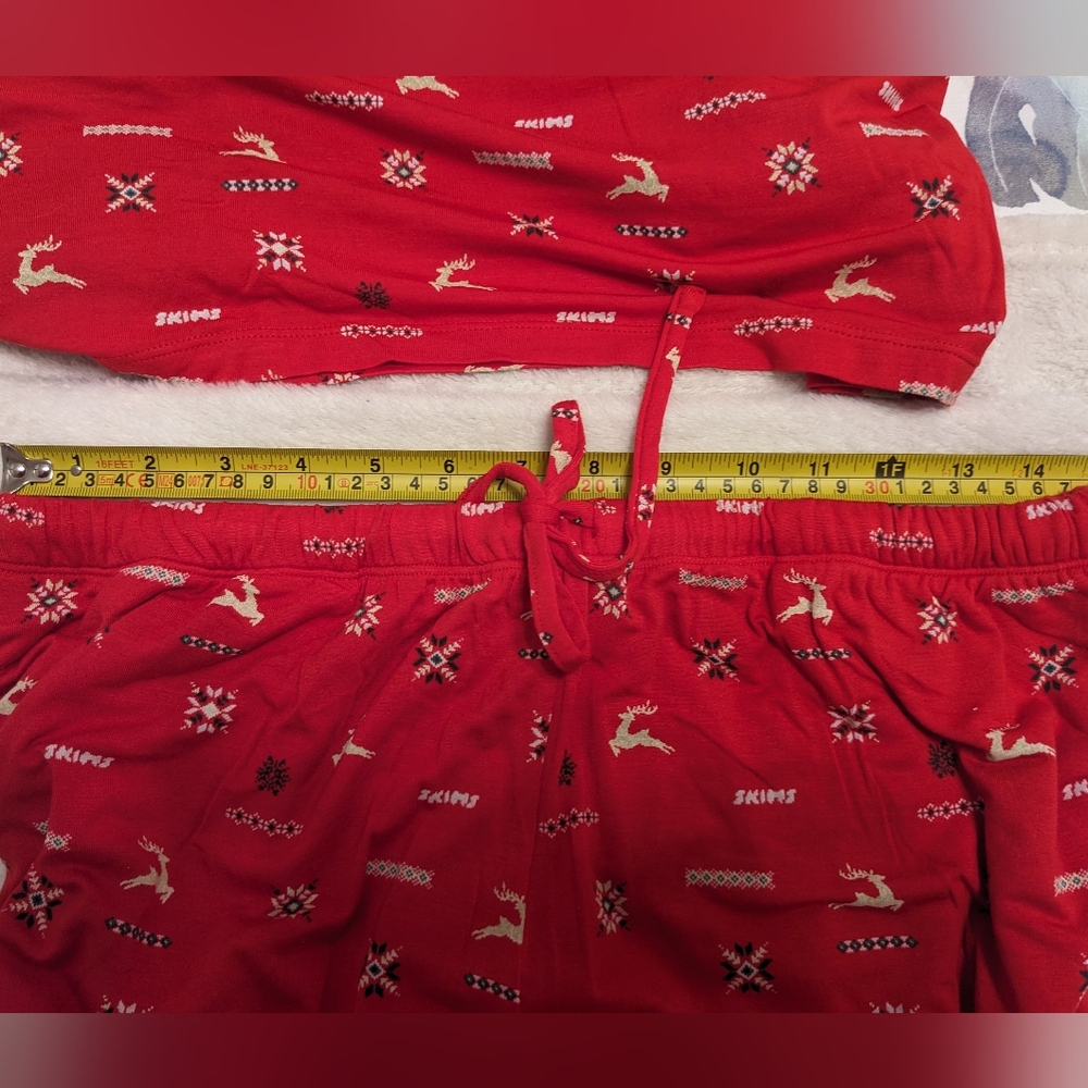 SKIMS Cropped Long Sleeved Holiday Cranberry Pajama Set - Picture 11 of 11